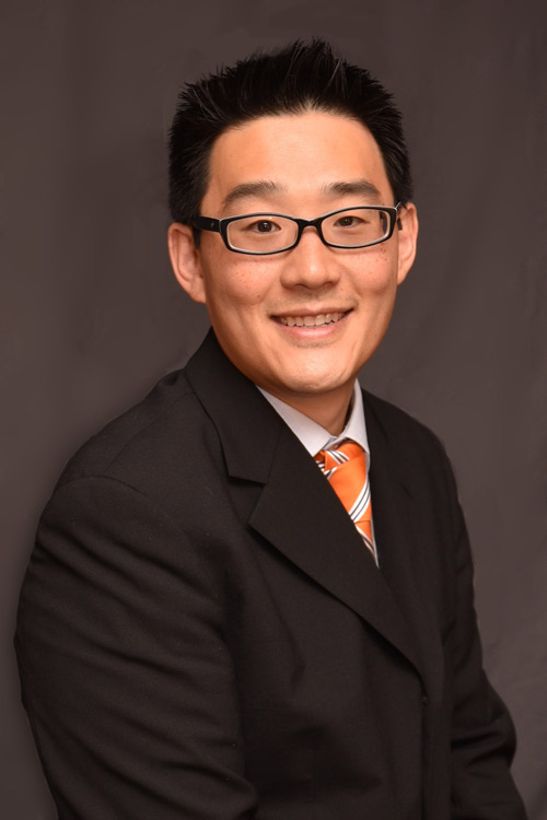 Kelly-professional-photo-(1)